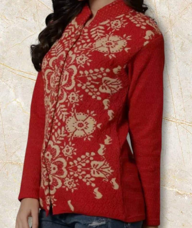 মেয়েদের সুইটার